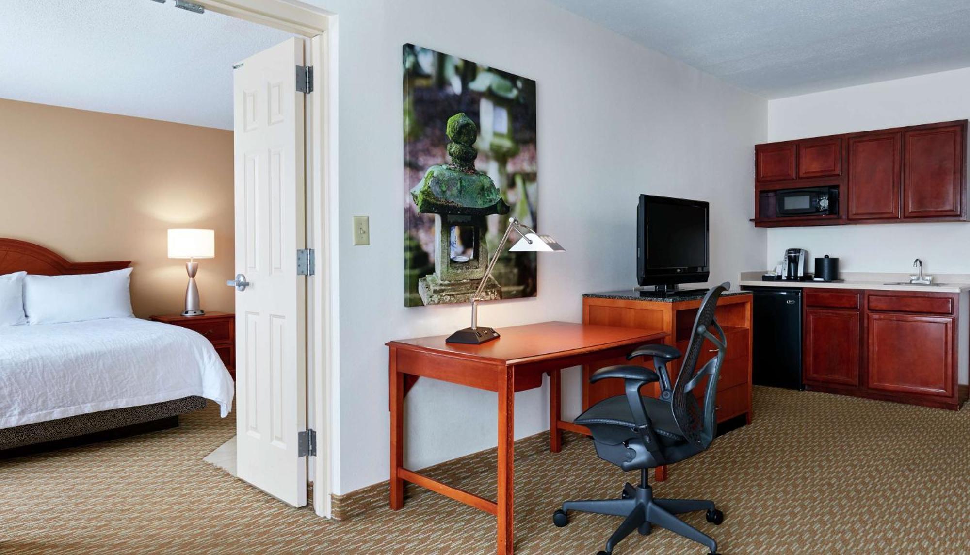 Hilton Garden Inn Charlotte North Exterior foto