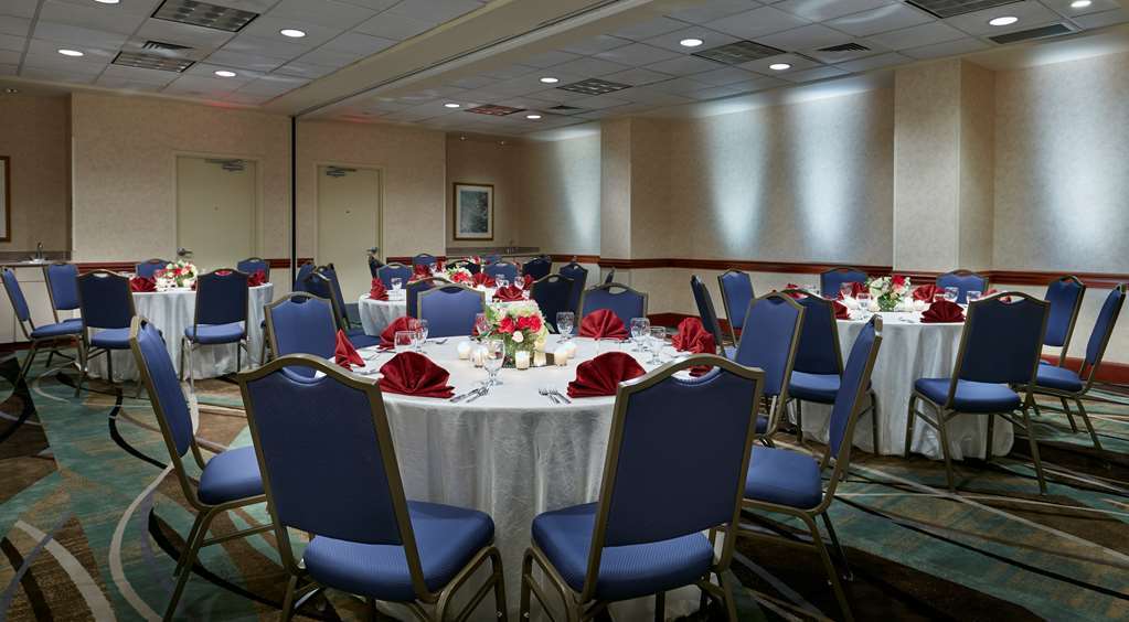 Hilton Garden Inn Charlotte North Facilidades foto